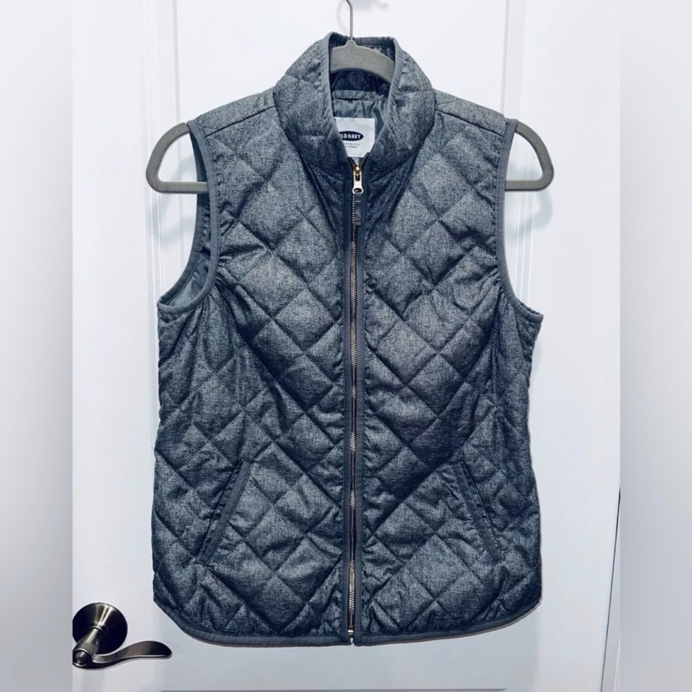 Old Navy Women’s Gray Lightweight Quilted Casual Fully Lined Vest Small